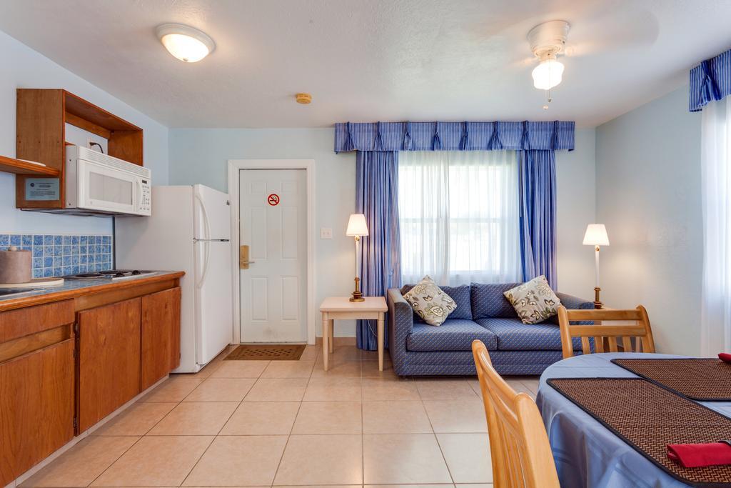 Fountain Cottages Inn Fort Myers Rum bild